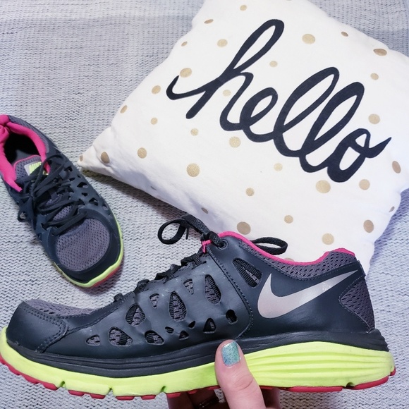 Nike Shoes - Nike Dual Fushion Run2 grey green and pink